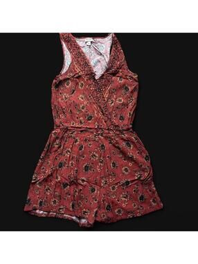Size M romper